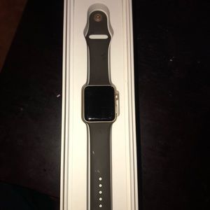 Gold Apple Watch Series 2 42mm